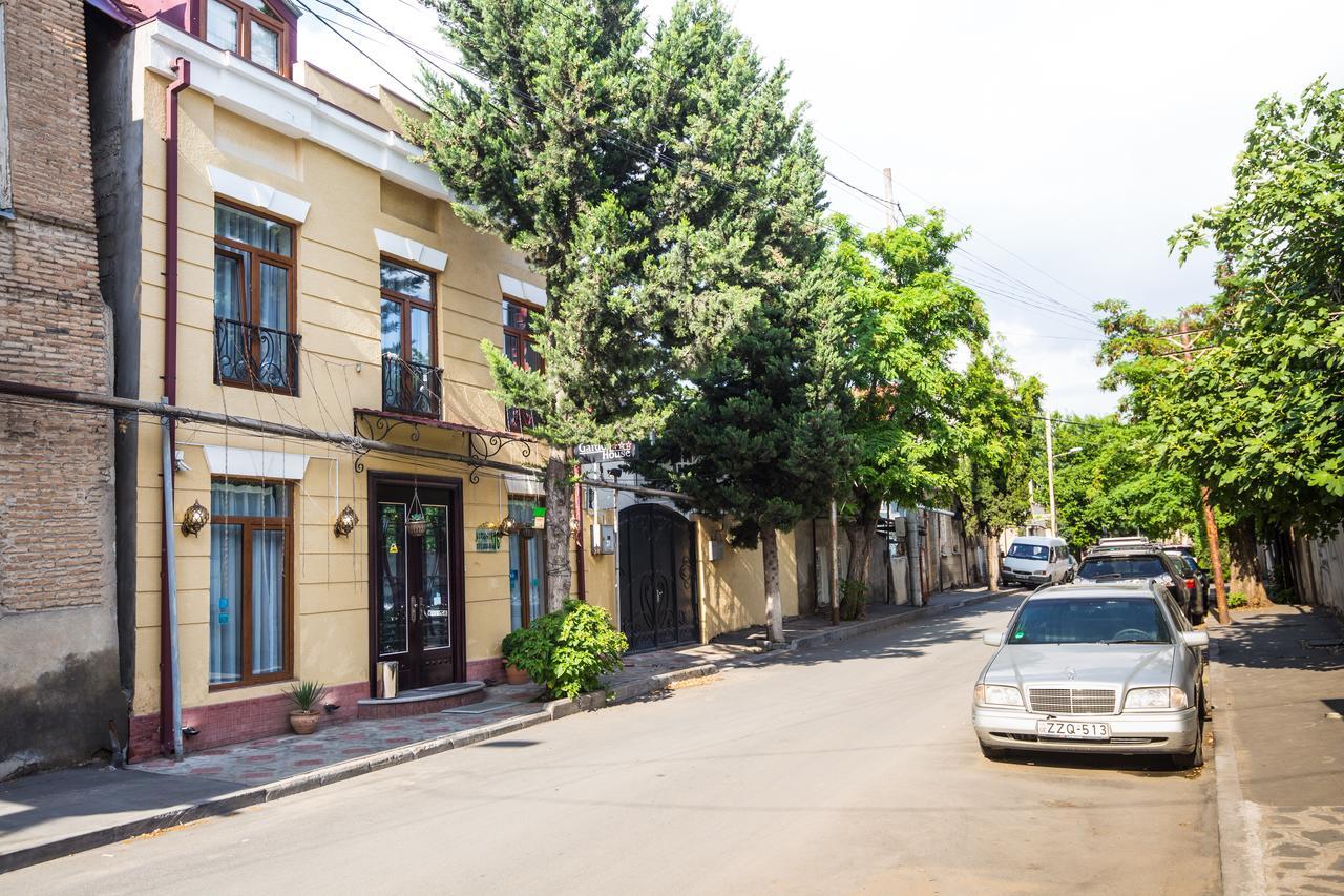 Sophie'S Garden Hotel Tbilisi Buitenkant foto